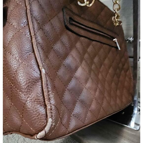 Montana West MEDIUM Chain Shoulder Bag Faux Soft Leather *flaw* - Picture 2 of 9